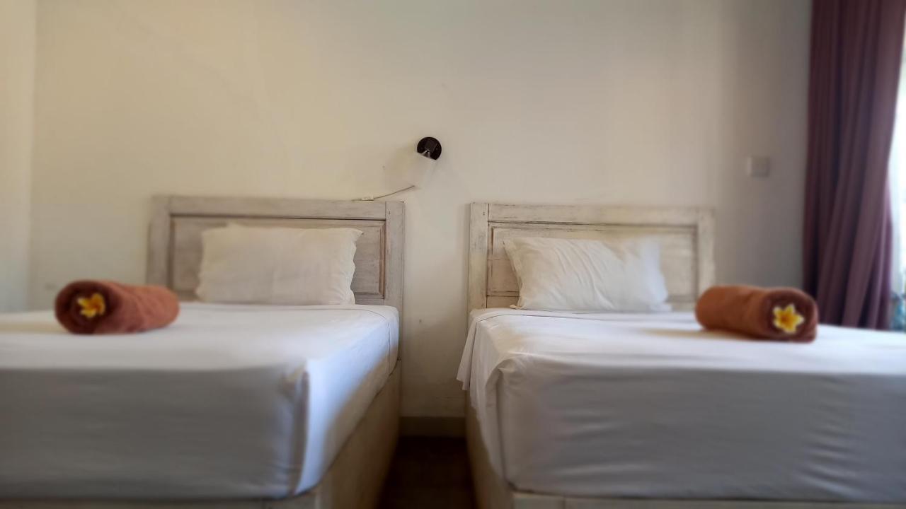 Wisma Bunda 2 Gili Trawangan Exterior photo