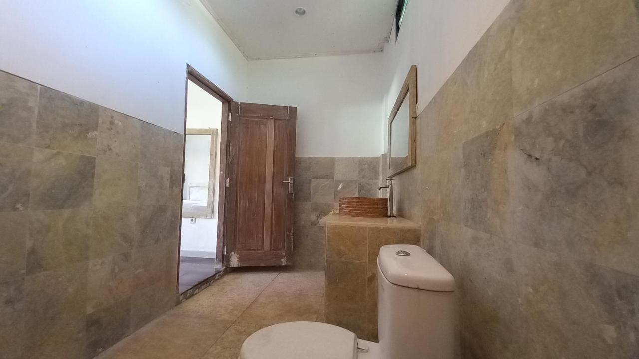 Wisma Bunda 2 Gili Trawangan Exterior photo