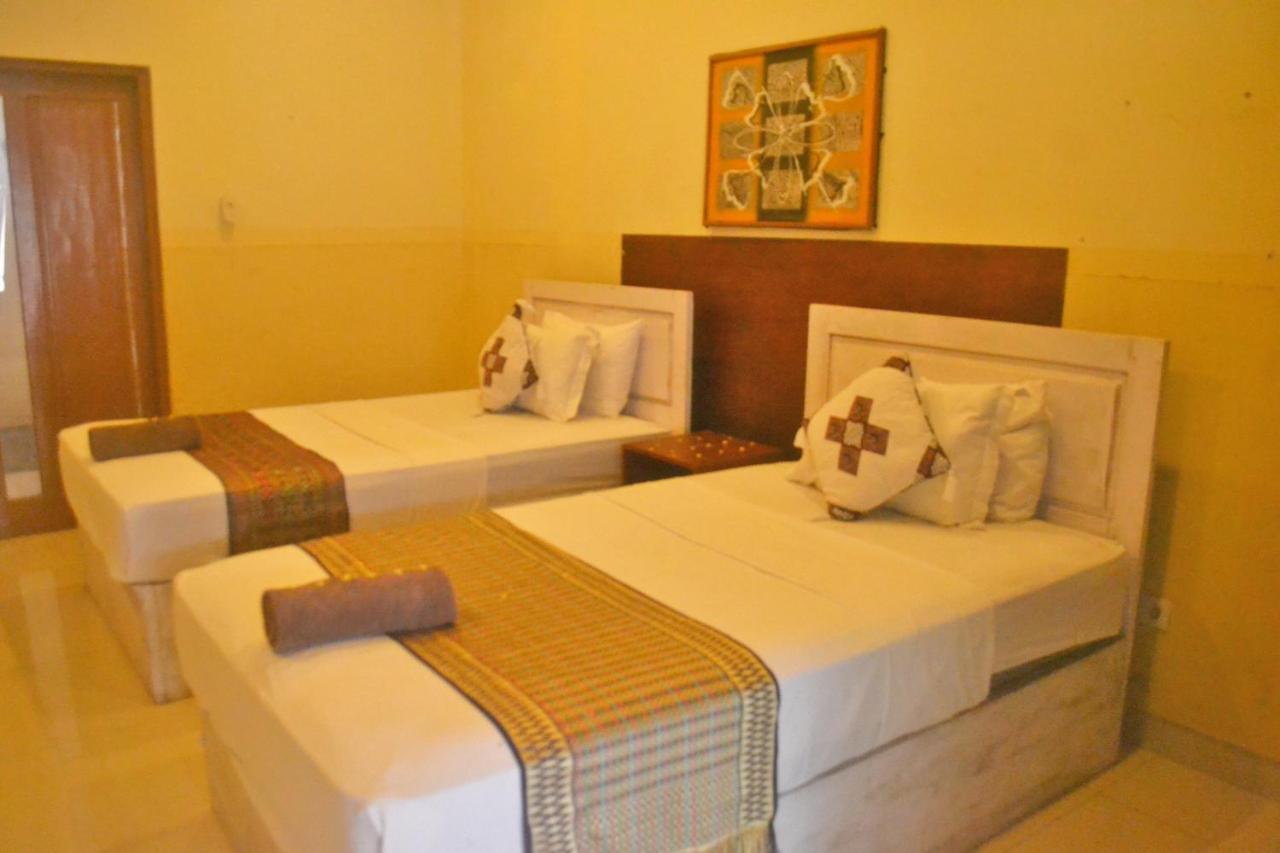 Wisma Bunda 2 Gili Trawangan Exterior photo